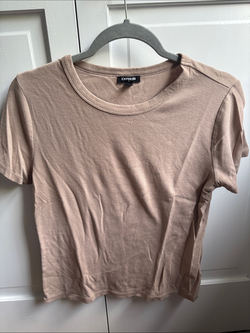 Express Short Sleeve Crewneck Tee in Taupe